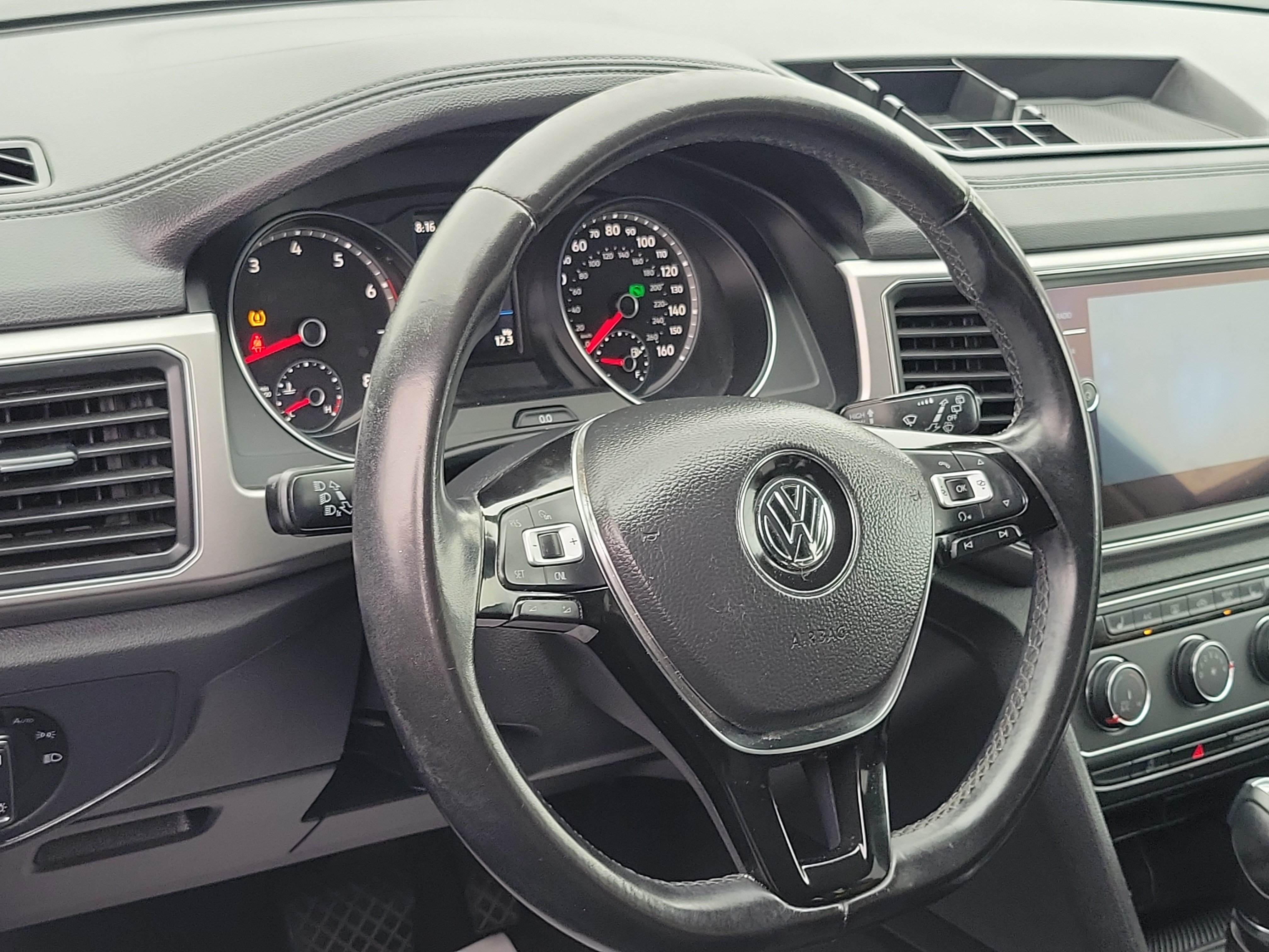 Used 2018 Volkswagen Atlas SE FWD image 9
