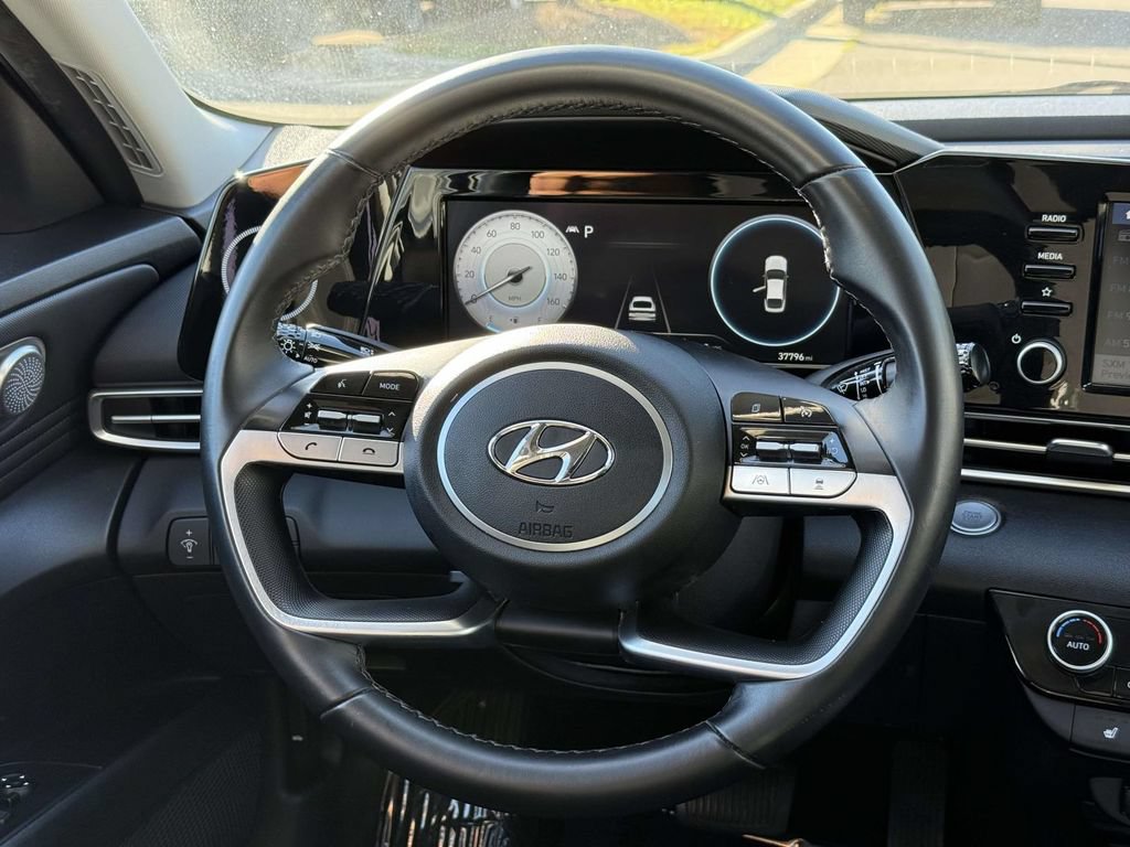 Used 2021 Hyundai Elantra SEL w/ Convenience Package FWD image 18