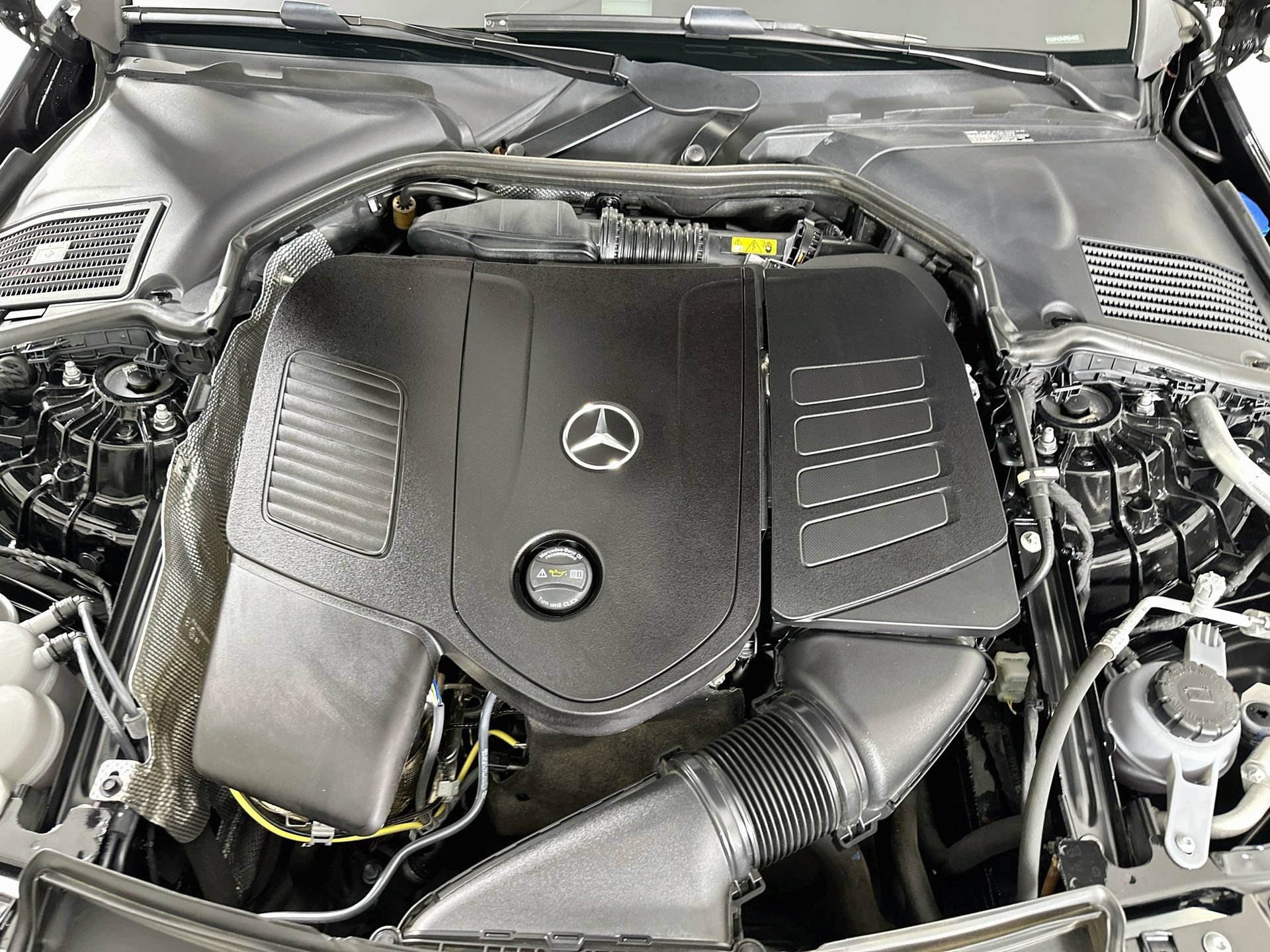 Certified 2025 Mercedes-Benz C 300 Sedan image 30