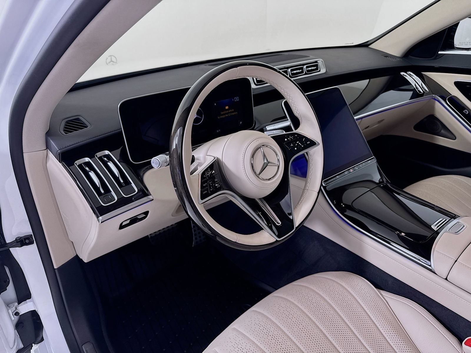 Used 2024 Mercedes-Benz S 500 4MATIC image 10