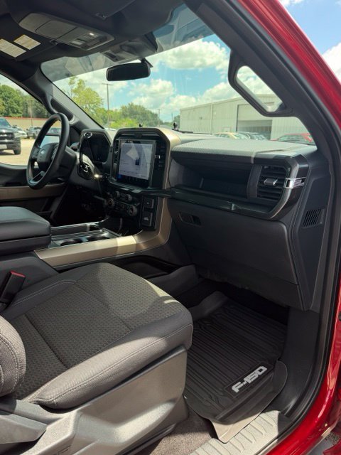 Used 2025 Ford F150 STX w/ Equipment Group 201A FX4 AWD/4WD image 34