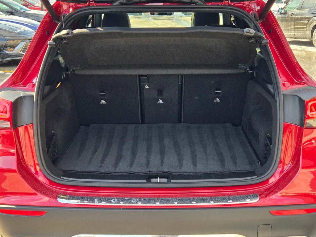 Used 2021 Mercedes-Benz GLA 250 4MATIC image 22