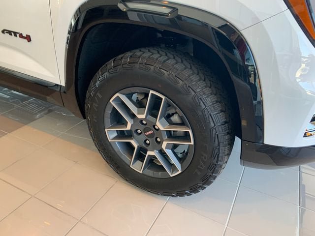 New 2026 GMC Terrain AT4 w/ Technology Package II AWD/4WD image 5