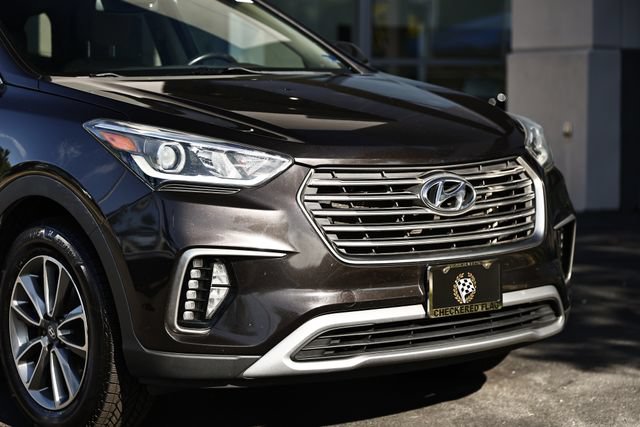 Used 2018 Hyundai Santa Fe SE w/ SE Premium Package 02 FWD image 2