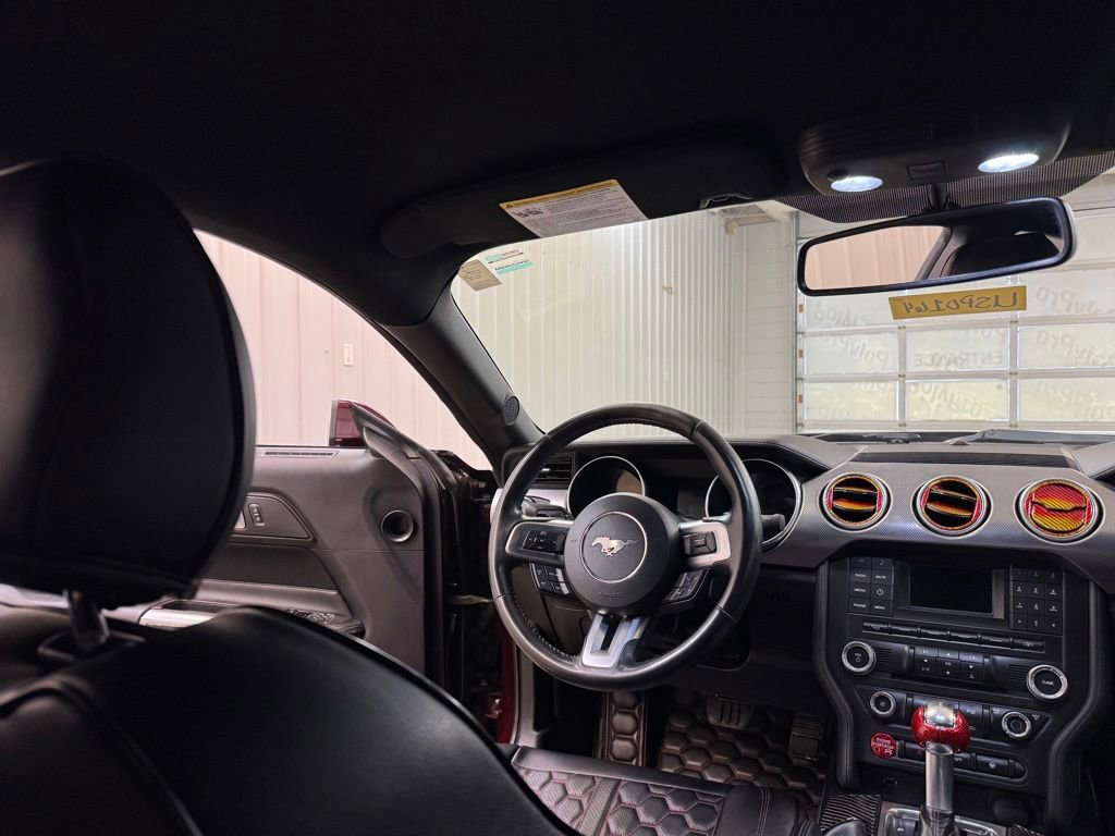 Used 2018 Ford Mustang GT RWD image 19