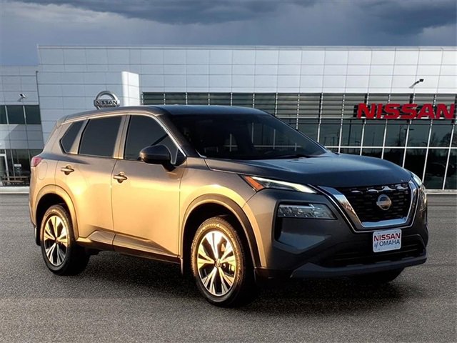 Certified 2022 Nissan Rogue SV image 1