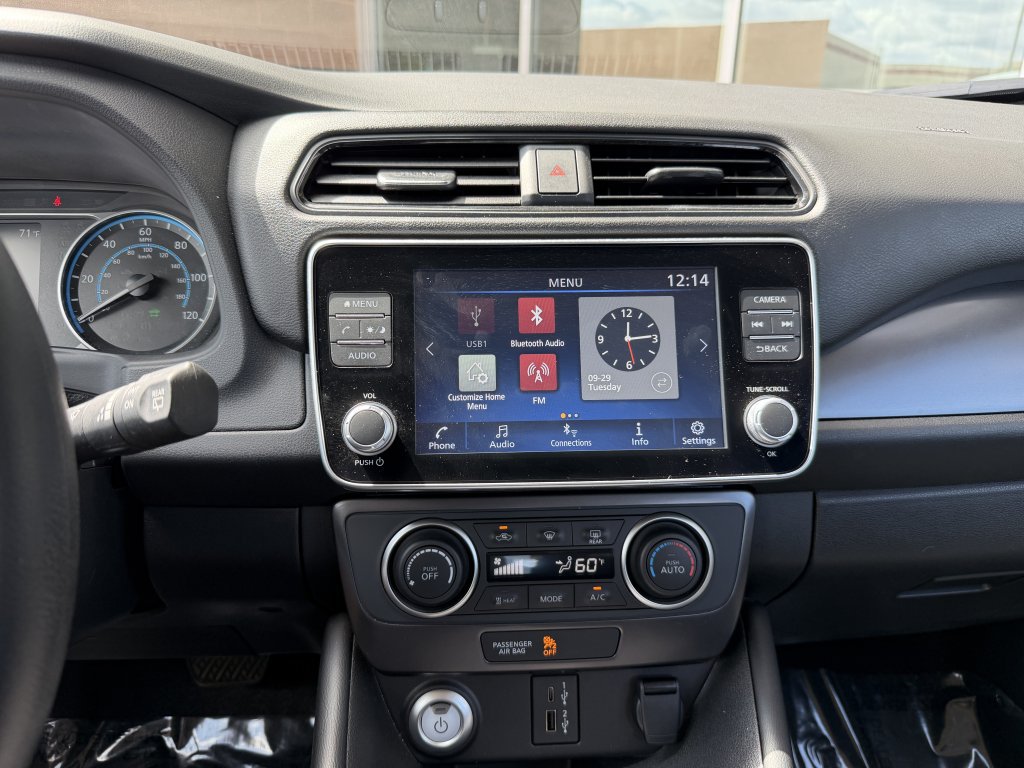 Used 2025 Nissan Leaf S FWD image 20
