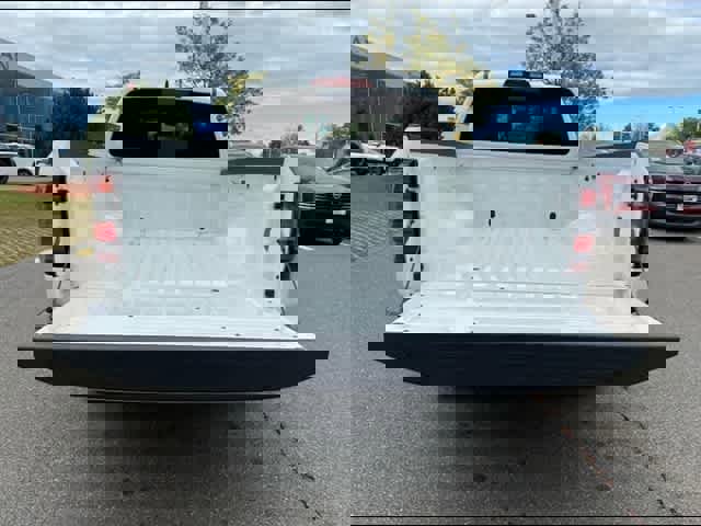 New 2026 Nissan Frontier S image 5