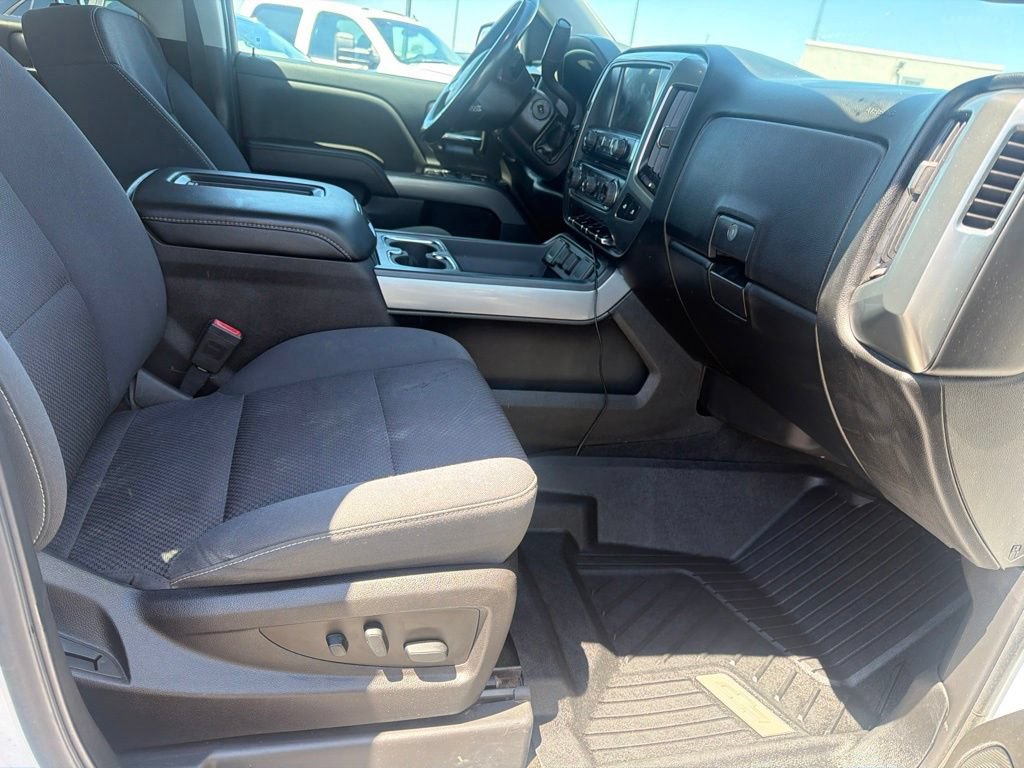 Used 2018 Chevrolet Silverado 1500 LT w/ All Star Edition AWD/4WD image 24