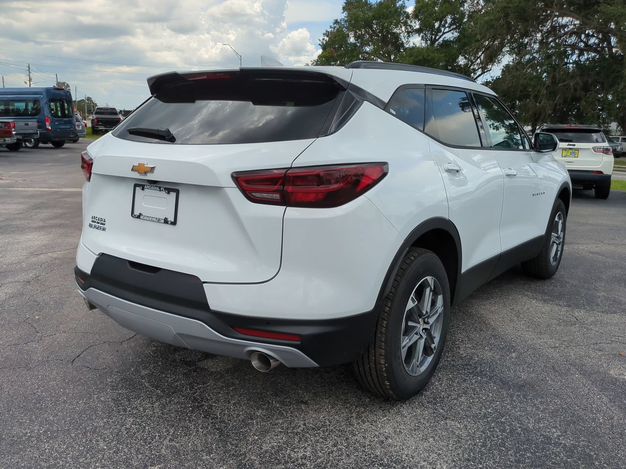 New 2025 Chevrolet Blazer LT w/ Convenience Package FWD image 4