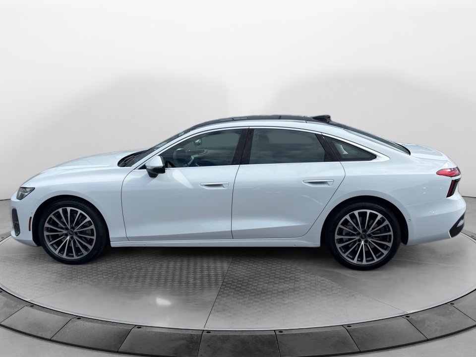 Used 2026 Audi A6 Premium Plus w/ Premium Plus Package AWD/4WD image 4