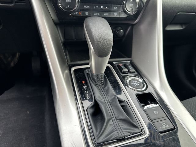 Used 2025 Mitsubishi Eclipse Cross AWD image 24