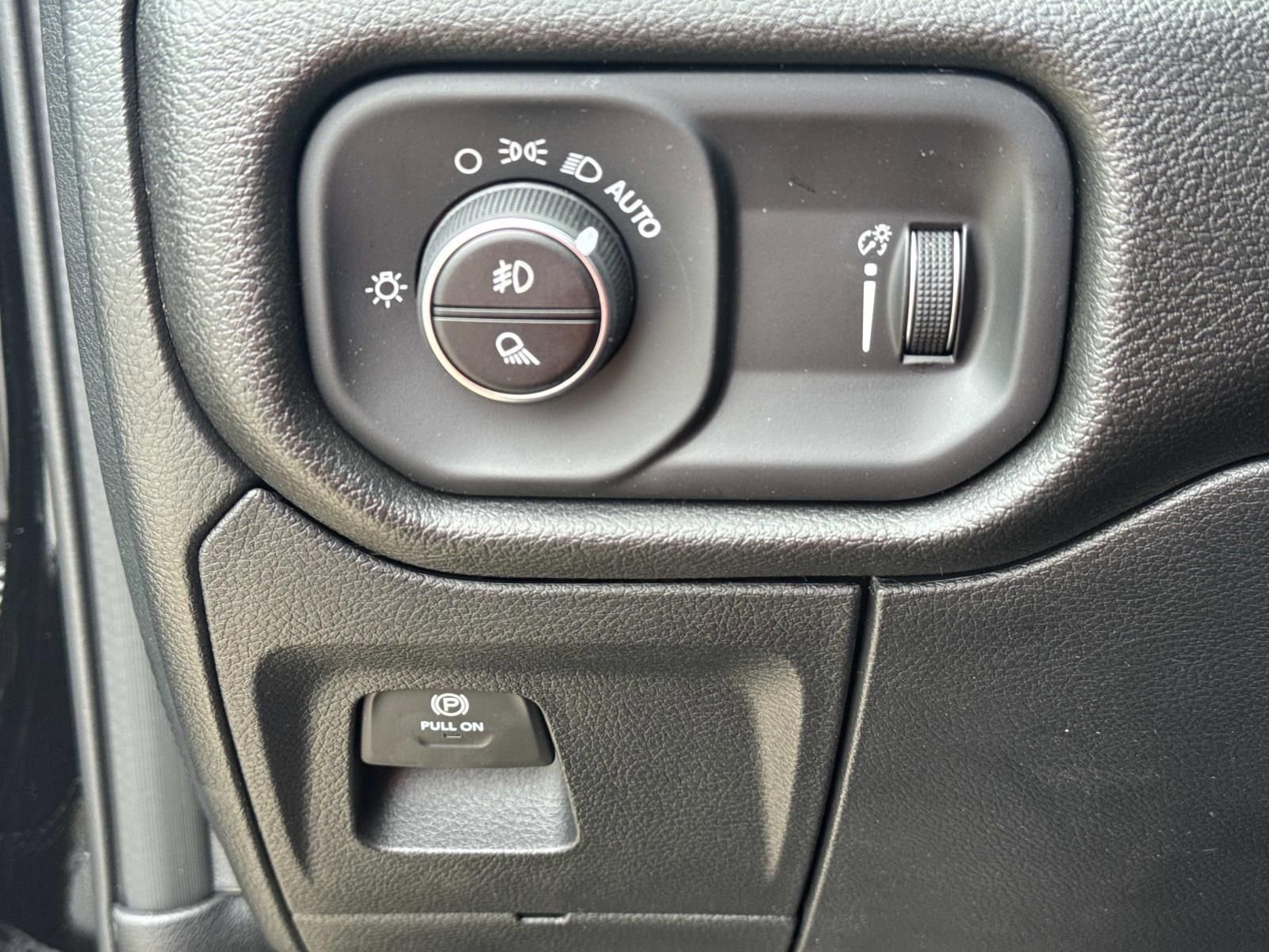 New 2026 RAM 1500 Express RWD image 20