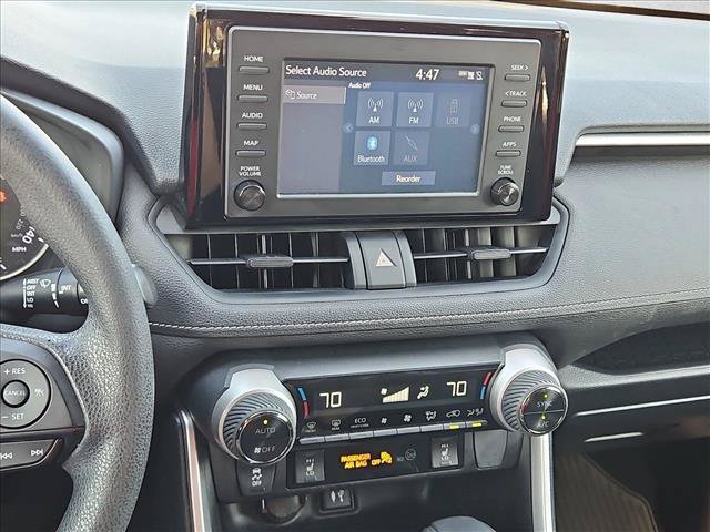 Used 2019 Toyota RAV4 XLE w/ Convenience Package FWD image 14