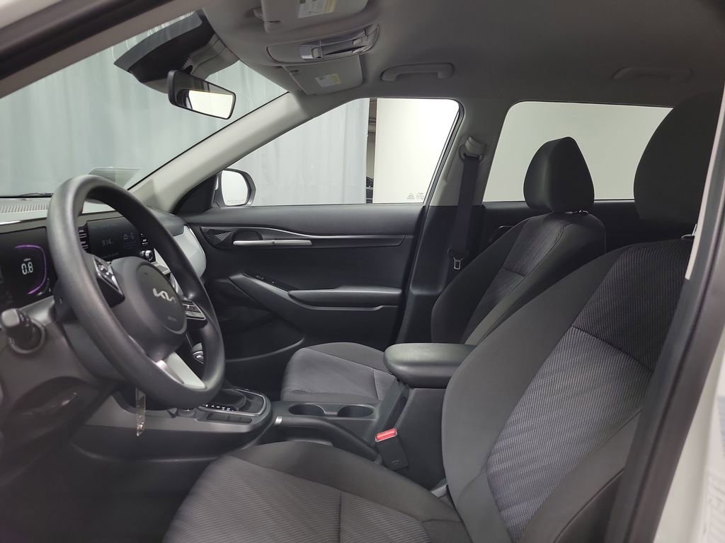 Used 2026 Kia Seltos LX FWD image 12
