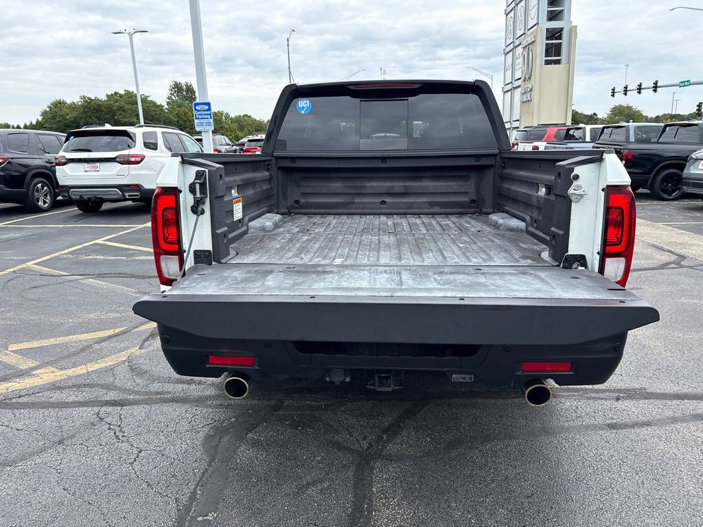 Certified 2022 Honda Ridgeline Black Edition image 10