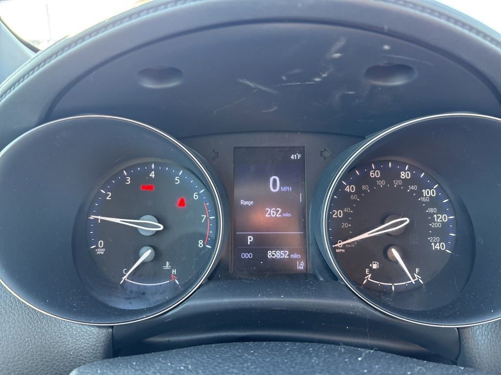 Used 2019 Toyota C-HR LE image 26