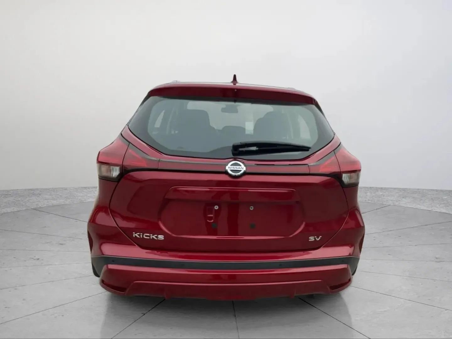 Used 2021 Nissan Kicks SV image 4