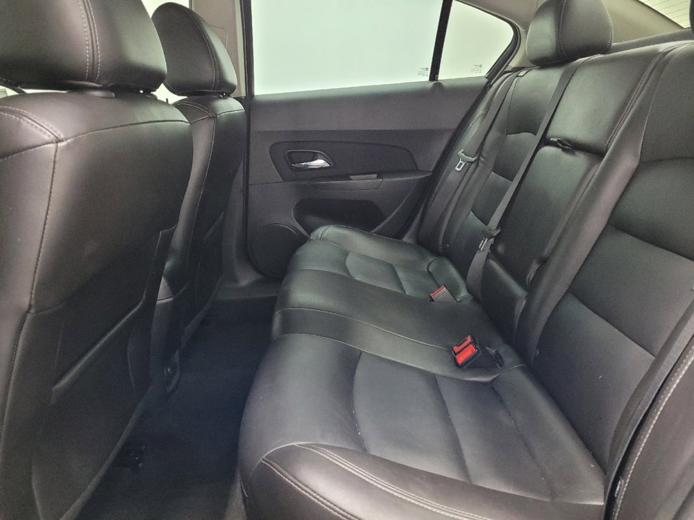 Used 2015 Chevrolet Cruze LT FWD image 18