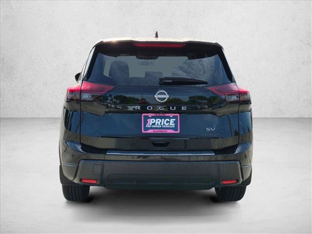 Used 2024 Nissan Rogue SV FWD image 6
