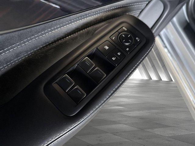 Certified 2025 Lexus LS 500 w/ Interior Upgrade Package image 10