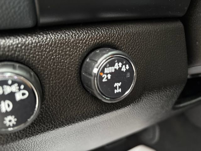 Used 2022 Chevrolet Colorado Z71 image 16