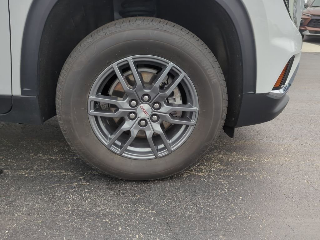 Certified 2025 GMC Acadia Elevation image 13