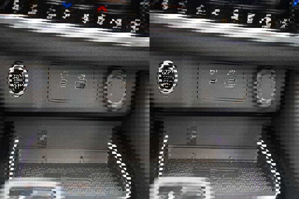 Used 2023 Nissan Rogue Platinum w/ Platinum Premium Package image 26