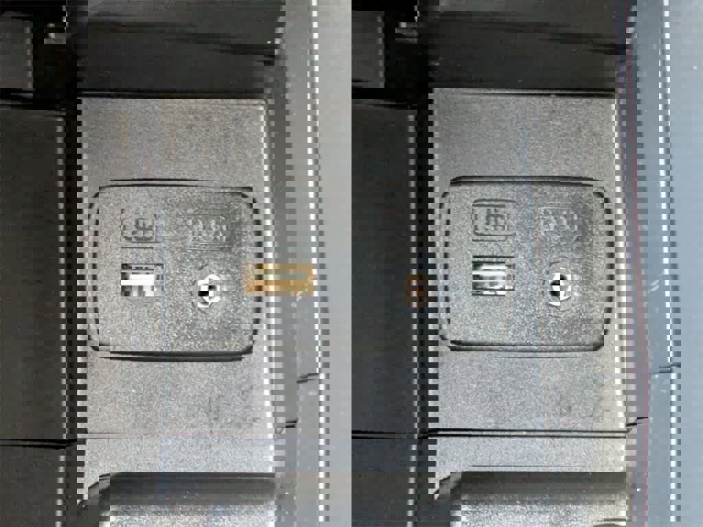 Used 2014 Subaru Crosstrek 2.0i Premium w/ Moonroof Package image 25