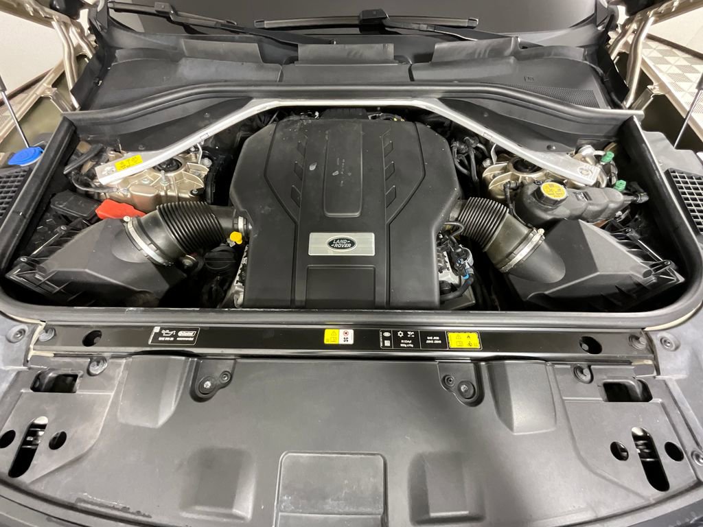 Used 2022 Land Rover Range Rover First Edition AWD/4WD image 28