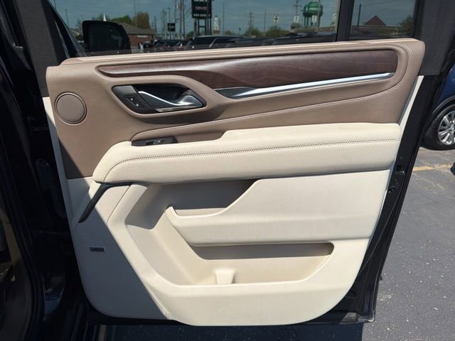 Used 2021 GMC Yukon XL Denali AWD/4WD image 18