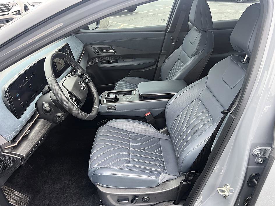 Certified 2024 Nissan Ariya AWD image 13