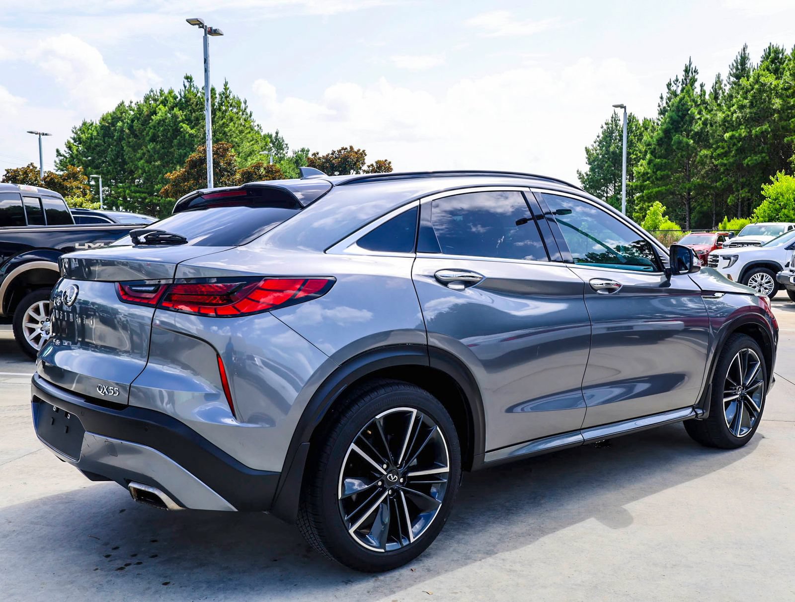 Used 2023 INFINITI QX55 Luxe w/ Cargo Package AWD/4WD image 6
