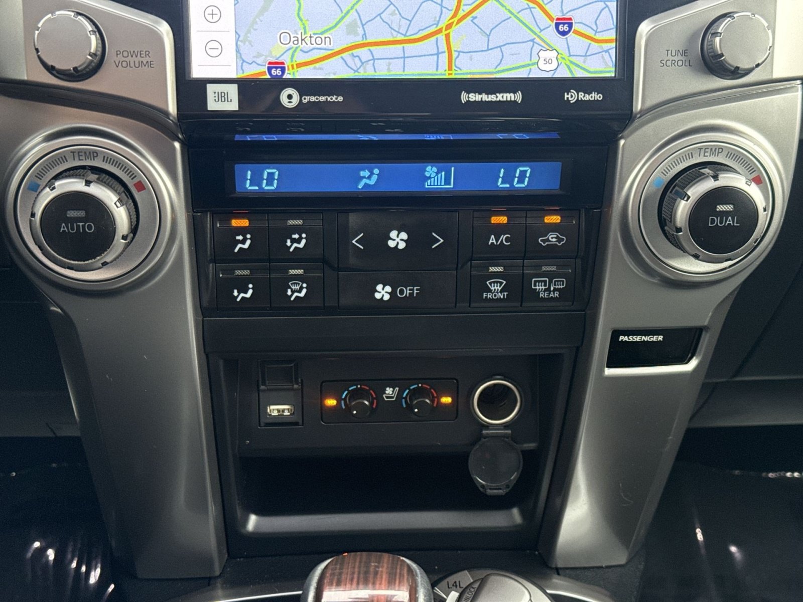 Used 2022 Toyota 4Runner Limited AWD/4WD image 21