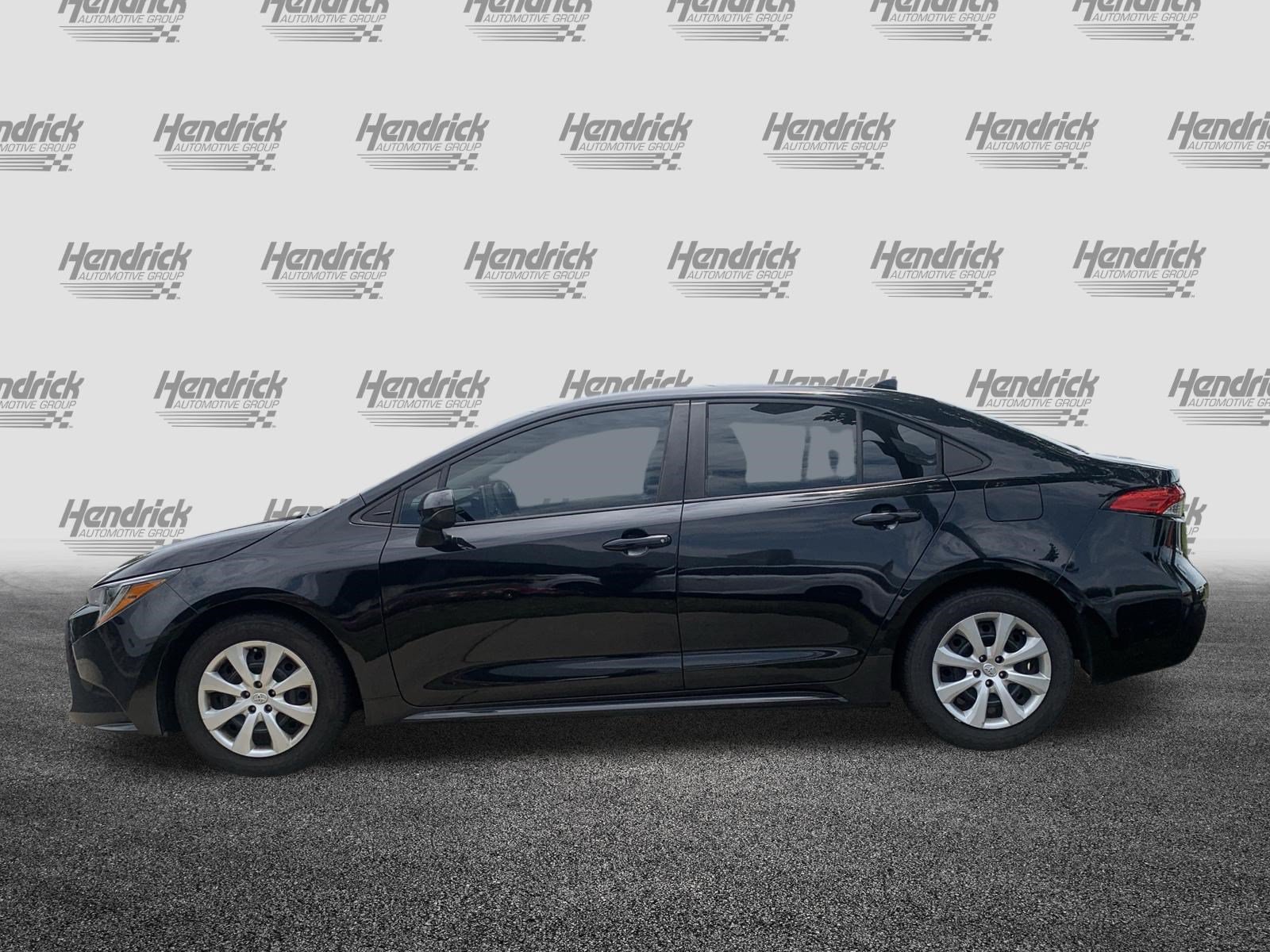 Used 2021 Toyota Corolla LE FWD image 7
