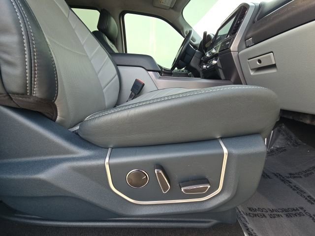 Used 2022 Ford F450 Limited w/ FX4 Off-Road Package image 20