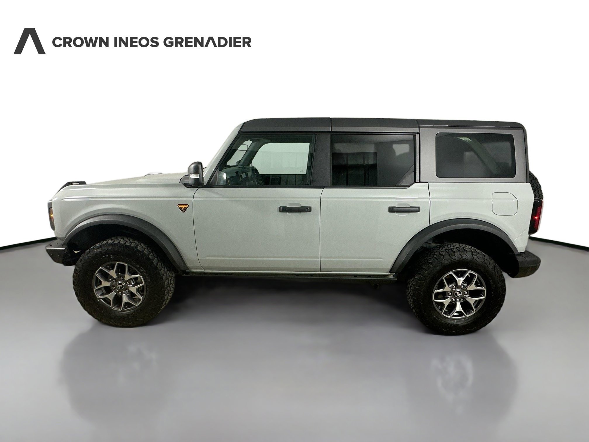 Used 2023 Ford Bronco Badlands AWD/4WD image 4