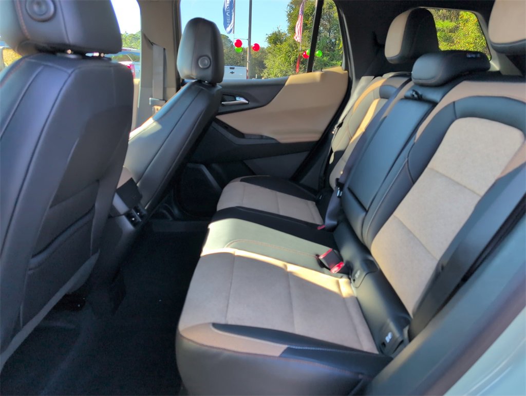 New 2026 Chevrolet Equinox ACTIV w/ Safety and Technology Package image 33