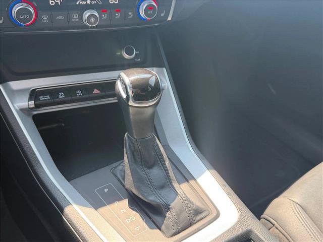 Used 2021 Audi Q3 2.0T Premium AWD/4WD image 12