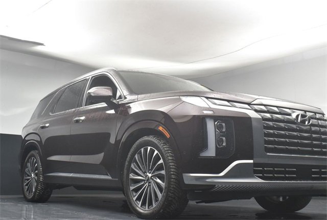 Used 2023 Hyundai Palisade Calligraphy w/ Cargo Package image 31