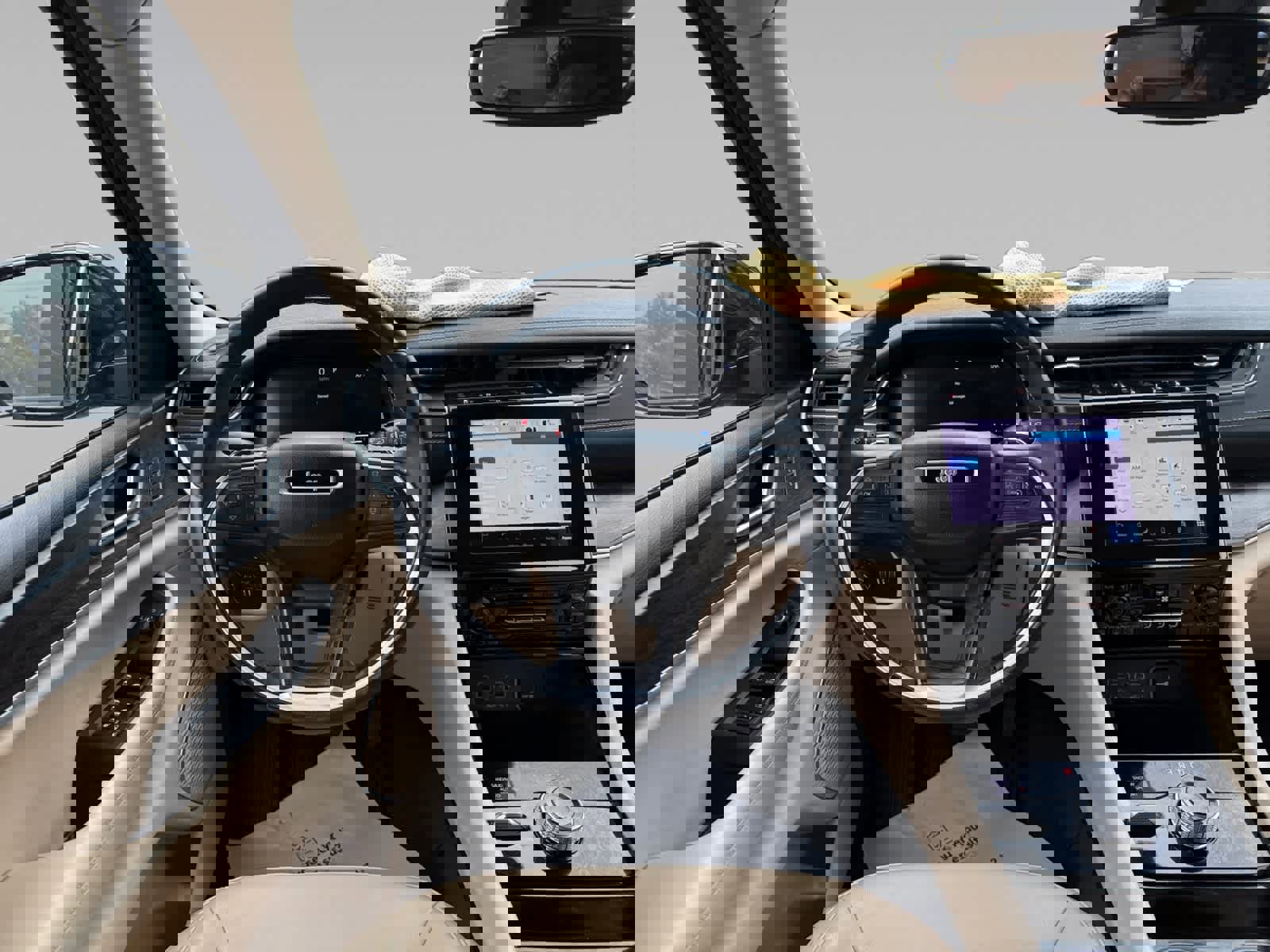 Used 2022 Jeep Grand Cherokee Limited image 12