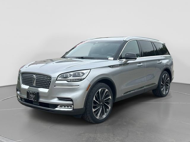 Used 2020 Lincoln Aviator Reserve w/ Equipment Group 202A image 8