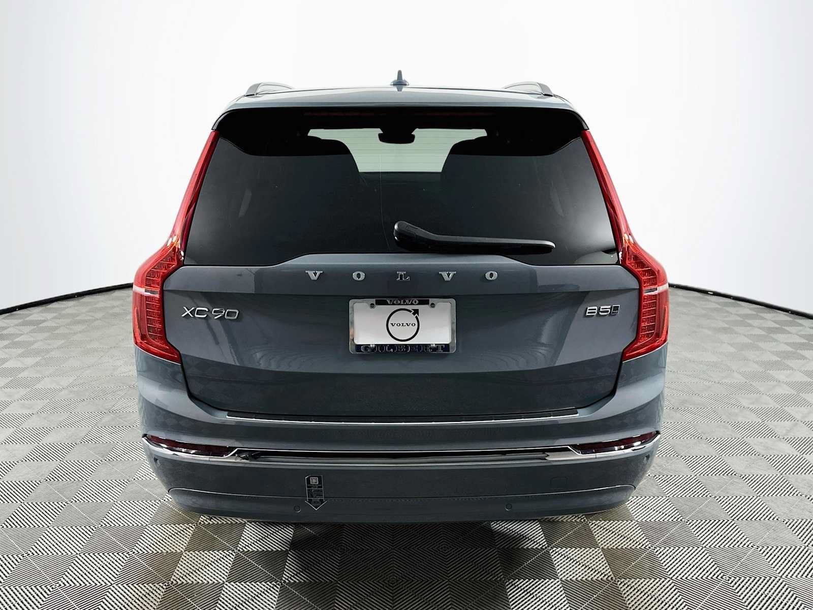 Used 2023 Volvo XC90 B5 Plus w/ Protection Package Premier AWD/4WD image 6