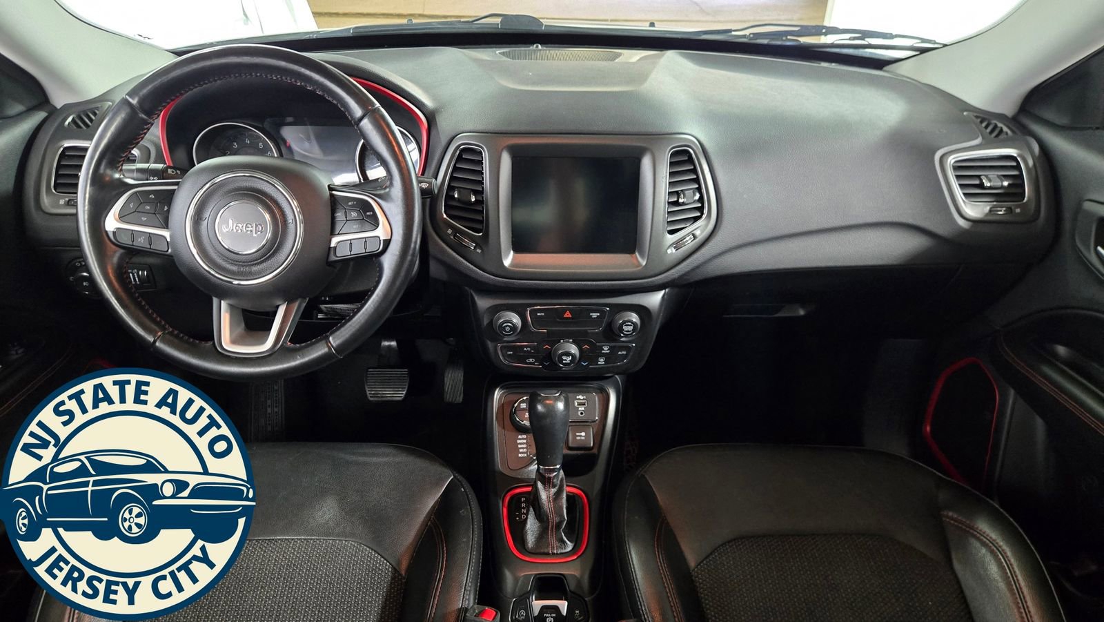 Used 2020 Jeep Compass Trailhawk AWD/4WD image 26