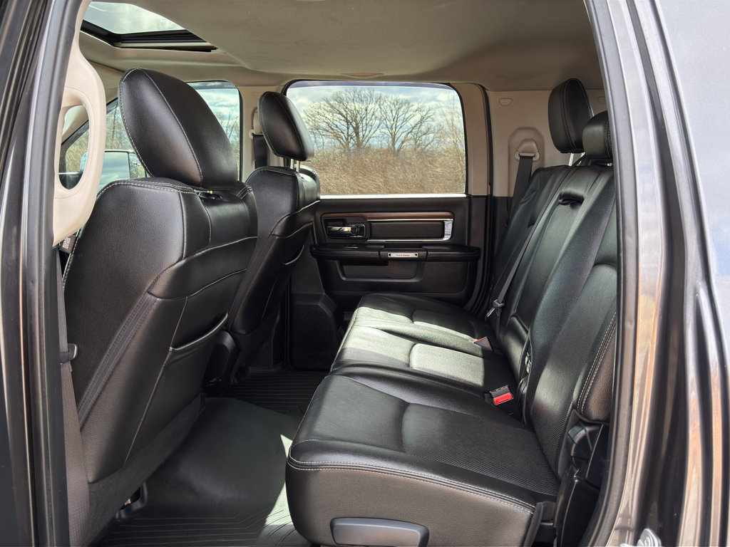 Used 2015 RAM 3500 Laramie image 39