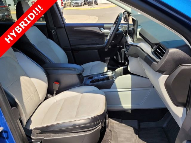 Used 2023 Ford Escape SE image 16