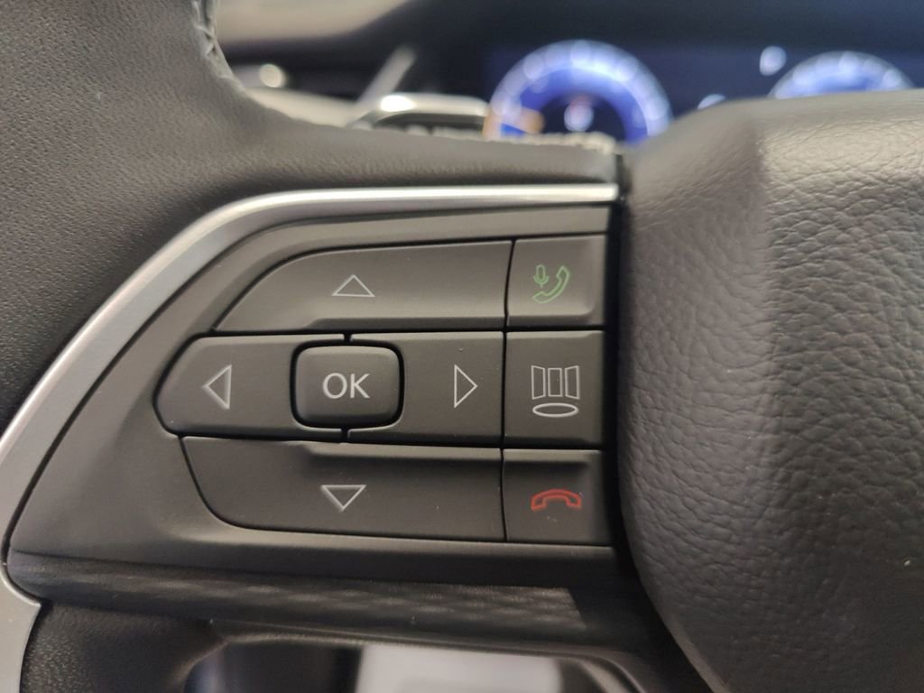 New 2025 Jeep Grand Cherokee L Laredo w/ Luxury Tech Group I image 28