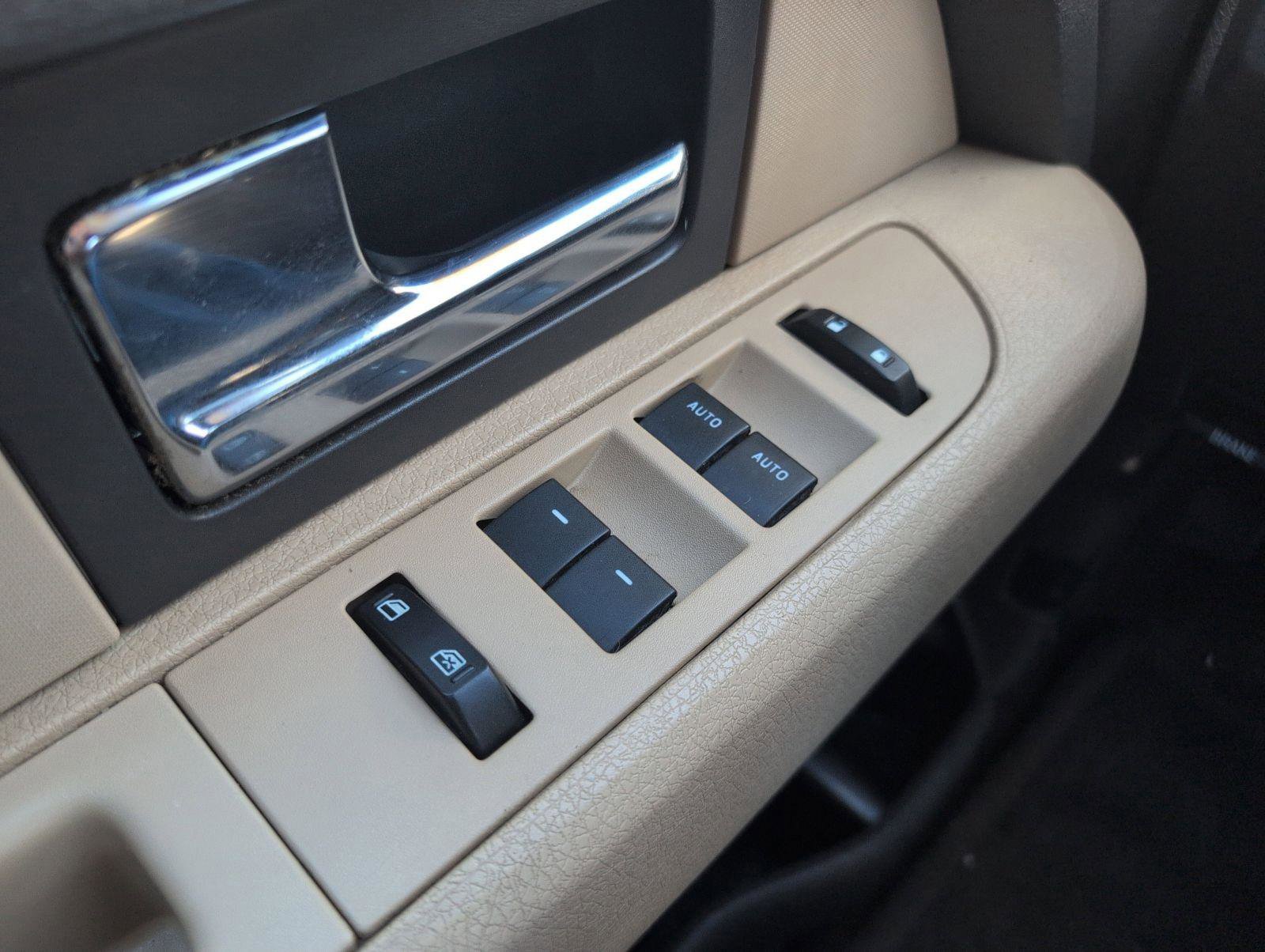 Used 2012 Ford F150 XLT image 17