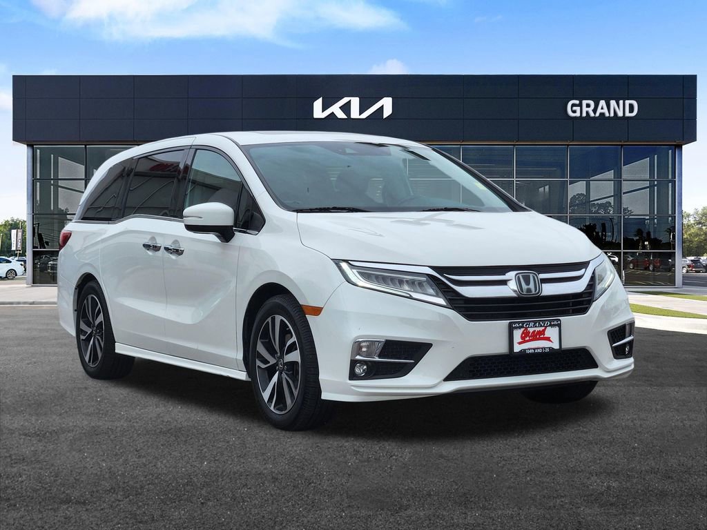 Used 2020 Honda Odyssey Elite image 2