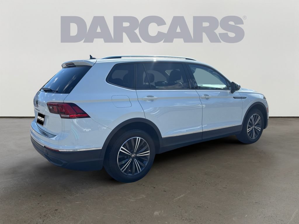 Used 2024 Volkswagen Tiguan Wolfsburg Edition FWD image 7